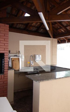 Apartamento para alugar com 50m², 2 quartos e 1 vaga Apartamento para alugar com 50m², 2 quartos e 1 vagaÁrea comum - Churrasqueira