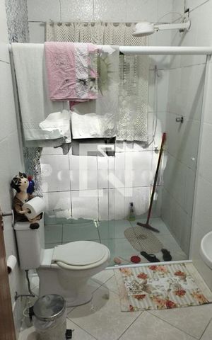 Casa à venda com 185m², 3 quartos e 2 vagas