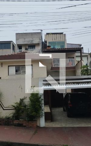 Casa à venda com 185m², 3 quartos e 2 vagas