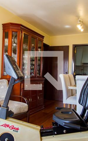 Apartamento à venda com 198m², 3 quartos e 2 vagas Apartamento à venda com 198m², 3 quartos e 2 vagasSala