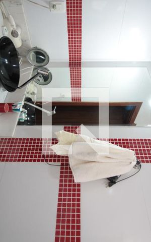 Casa à venda com 493m², 4 quartos e 5 vagasBanheiro da Suite 1