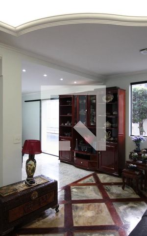 Casa à venda com 493m², 4 quartos e 5 vagasSala de Estar