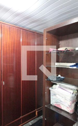 Casa à venda com 493m², 4 quartos e 5 vagasQuarto de Serviço
