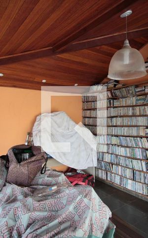 Casa à venda com 493m², 4 quartos e 5 vagasVaranda do Terceiro Andar