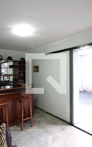 Casa à venda com 493m², 4 quartos e 5 vagasSala de Estar