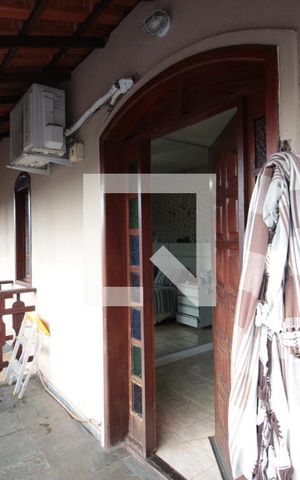 Casa à venda com 493m², 4 quartos e 5 vagasVaranda da Suite 2