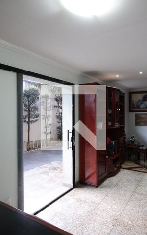 Casa à venda com 493m², 4 quartos e 5 vagasSala de Estar