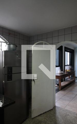 Casa à venda com 493m², 4 quartos e 5 vagasCozinha