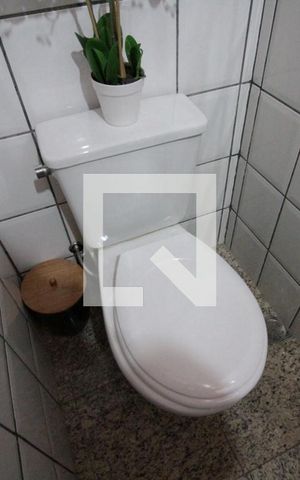 Casa à venda com 493m², 4 quartos e 5 vagasLavabo da Sala de Estar