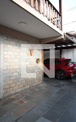 Casa à venda com 493m², 4 quartos e 5 vagasGaragem
