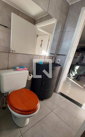 Apartamento à venda com 44m², 2 quartos e 1 vaga Apartamento à venda com 44m², 2 quartos e 1 vagaBANHEIRO