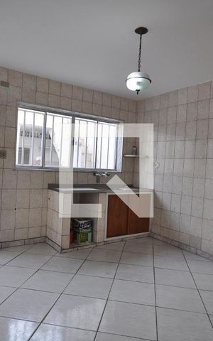 Casa para alugar com 80m², 2 quartos e 1 vagaCozinha