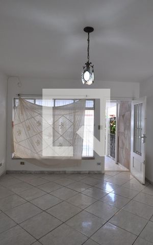 Casa para alugar com 80m², 2 quartos e 1 vagaSala