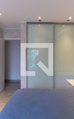 Apartamento à venda com 300m², 4 quartos e 4 vagas Apartamento à venda com 300m², 4 quartos e 4 vagasSuíte 2