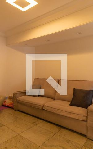 Apartamento à venda com 300m², 4 quartos e 4 vagas Apartamento à venda com 300m², 4 quartos e 4 vagasSala 2