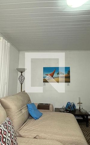 Casa à venda com 180m², 4 quartos e 2 vagasSala
