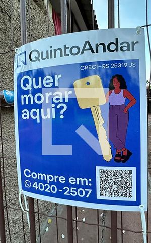 Casa à venda com 180m², 4 quartos e 2 vagasFachada