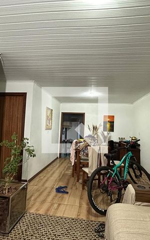 Casa à venda com 180m², 4 quartos e 2 vagasSala