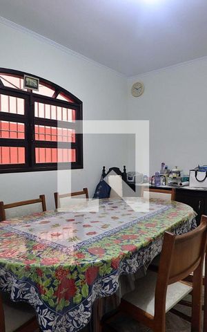 Casa à venda com 199m², 3 quartos e 2 vagasCopa
