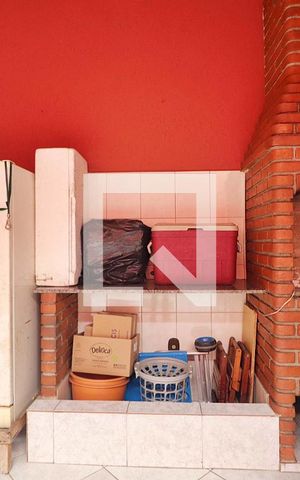 Casa à venda com 199m², 3 quartos e 2 vagasQuintal