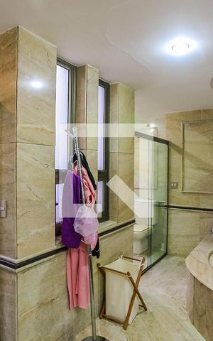 Apartamento para alugar com 430m², 4 quartos e 4 vagas Apartamento para alugar com 430m², 4 quartos e 4 vagasSuíte 1 - Banheiro