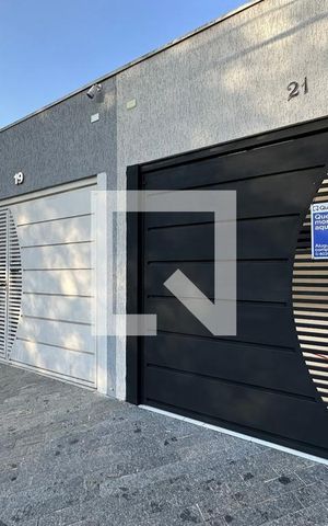 Casa à venda com 150m², 3 quartos e 2 vagasEntrada