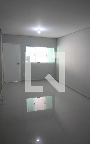 Casa à venda com 150m², 3 quartos e 2 vagasSala