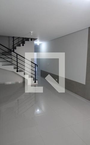 Casa à venda com 150m², 3 quartos e 2 vagasSala