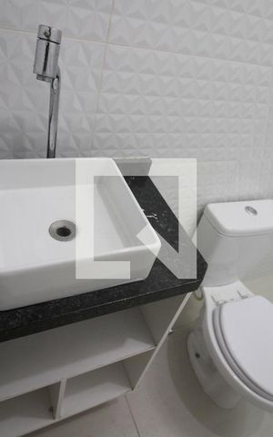 Casa à venda com 150m², 3 quartos e 2 vagasBanheiro