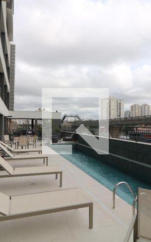 Studio para alugar com 26m², 1 quarto e sem vagaÁrea comum - Piscina