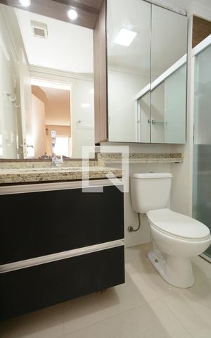 Apartamento à venda com 63m², 2 quartos e 1 vagaBanheiro da Suíte