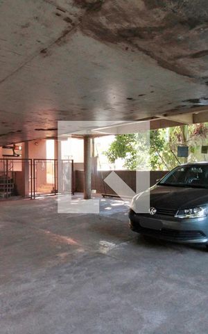 Casa à venda com 720m², 5 quartos e 5 vagasGaragem
