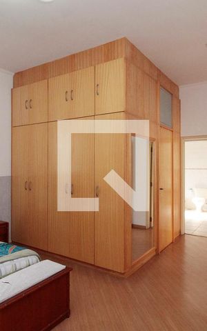 Casa à venda com 720m², 5 quartos e 5 vagasSuíte 2
