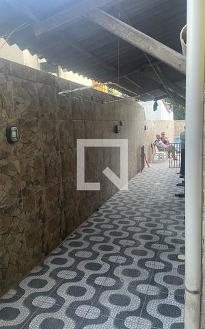 Casa para alugar com 420m², 3 quartos e 3 vagas Casa para alugar com 420m², 3 quartos e 3 vagasÁrea comum - Piscina