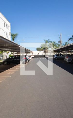 Apartamento para alugar com 42m², 2 quartos e 1 vaga Apartamento para alugar com 42m², 2 quartos e 1 vagaGaragem
