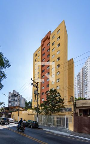 Apartamento para alugar com 62m², 2 quartos e 1 vaga Apartamento para alugar com 62m², 2 quartos e 1 vagaFachada