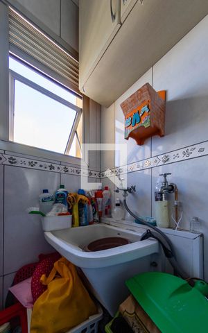 Apartamento para alugar com 62m², 2 quartos e 1 vaga Apartamento para alugar com 62m², 2 quartos e 1 vagaÁrea de Serviço