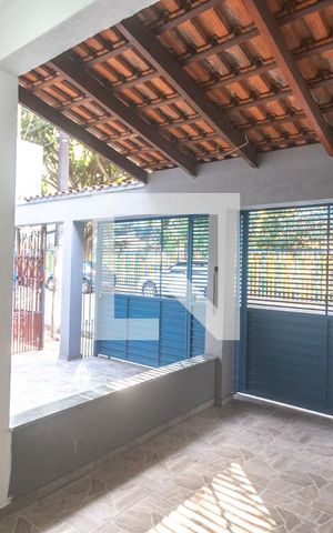 Studio à venda com 29m², 1 quarto e 1 vaga Studio à venda com 29m², 1 quarto e 1 vagaGaragem