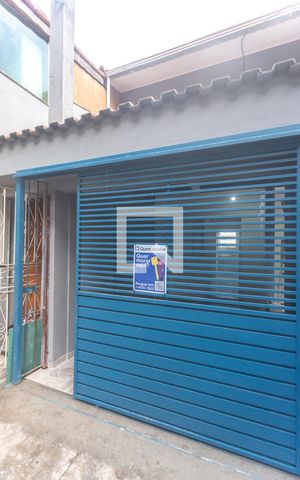 Studio à venda com 29m², 1 quarto e 1 vaga Studio à venda com 29m², 1 quarto e 1 vagaFachada