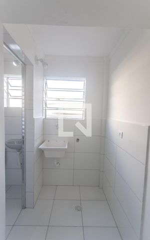 Studio à venda com 29m², 1 quarto e 1 vaga Studio à venda com 29m², 1 quarto e 1 vagaÁrea de serviço
