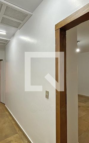 Casa de condomínio à venda com 950m², 4 quartos e 10 vagas Casa de condomínio à venda com 950m², 4 quartos e 10 vagasCorredor
