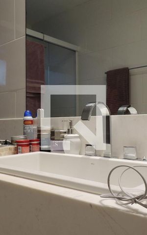 Apartamento à venda com 80m², 2 quartos e 1 vagaBanheiro da Suíte