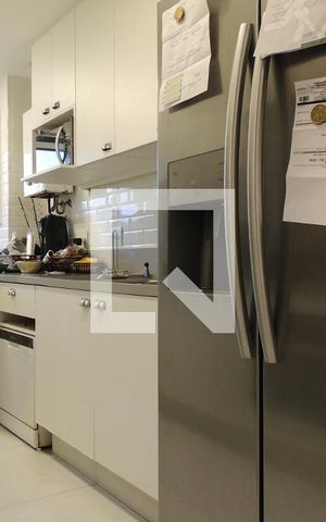 Apartamento à venda com 80m², 2 quartos e 1 vagaCozinha - Armários