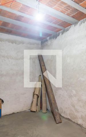 Casa à venda com 287m², 6 quartos e 5 vagas Casa à venda com 287m², 6 quartos e 5 vagascasa fundos