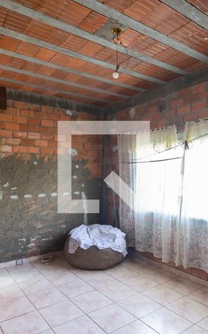 Casa à venda com 287m², 6 quartos e 5 vagas Casa à venda com 287m², 6 quartos e 5 vagascasa fundos