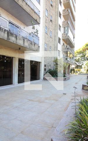 Apartamento à venda com 240m², 5 quartos e 2 vagasArea Externa