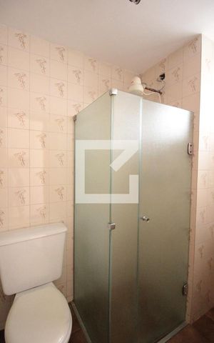 Apartamento à venda com 240m², 5 quartos e 2 vagasBanheiro de Serviço