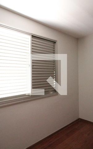 Apartamento à venda com 240m², 5 quartos e 2 vagasQuarto 2