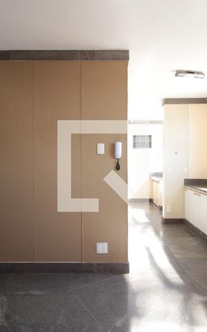 Apartamento à venda com 240m², 5 quartos e 2 vagasCozinha
