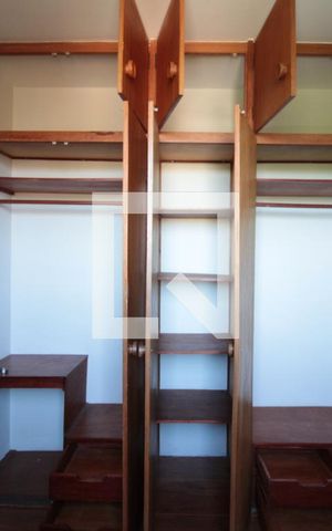 Apartamento à venda com 240m², 5 quartos e 2 vagasQuarto 1